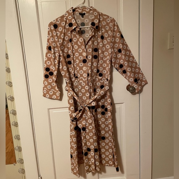 Dress - Picture 1 of 1